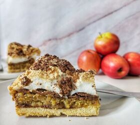 Polish Apple Meringue Cake (Plesniak)