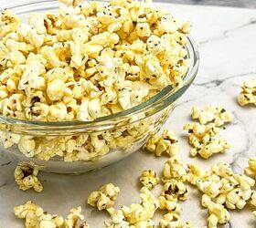 Goodbye, basic popcorn—this Mediterranean-style popcorn is next-level