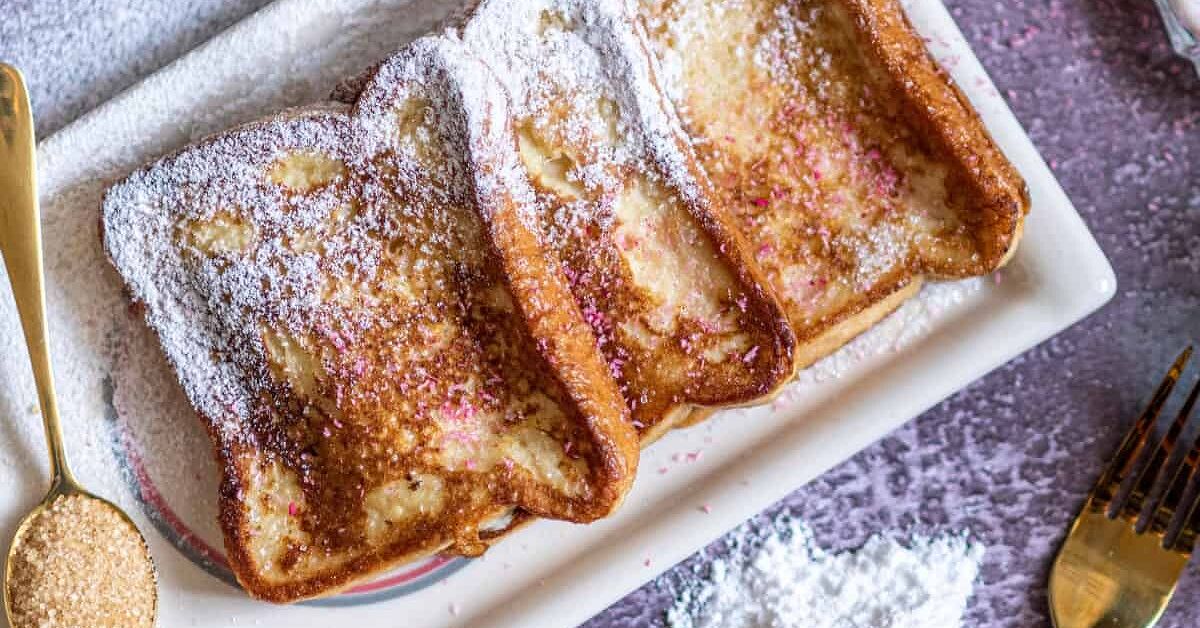 French Toasts Cinnamon French Toast Recipe | Cinnamon Sugar French Toast | Foodtalk