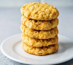 pumpkin oatmeal cookies pumpkin oatmeal cookie recipe, A stack of five Pumpkin Oatmeal Cookies on a white plate
