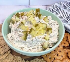 This might be the creamiest, quickest, and most delicious dill pickle dip you'll ever have!