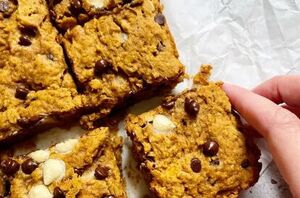 These moist & chewy pumpkin chocolate chip bars are packed with sweet, lip-puckering flavor