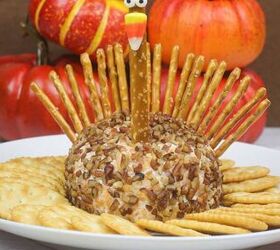 This turkey cheese ball might be your new tradition after you see how fun and easy it is