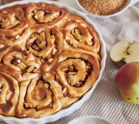 Apple Cinnamon Rolls | Apple Filled Cinnamon Roll Recipe