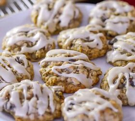 This twist on a classic oatmeal cookie will have anyone (even non-oatmeal lovers) in love