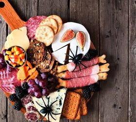 Halloween Charcuterie Board | Make A Halloween Grazing Board