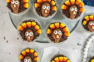 The CUTEST dessert to serve at your Thanksgiving dinner