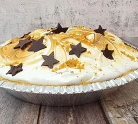 This delicious no-bake pie is so comforting & super nostalgic