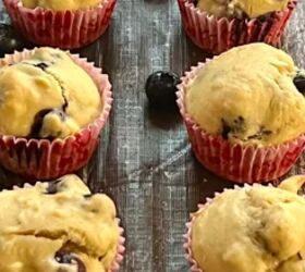 You'll be craving these muffins non-stop (and you'll want them for breakfast too!)