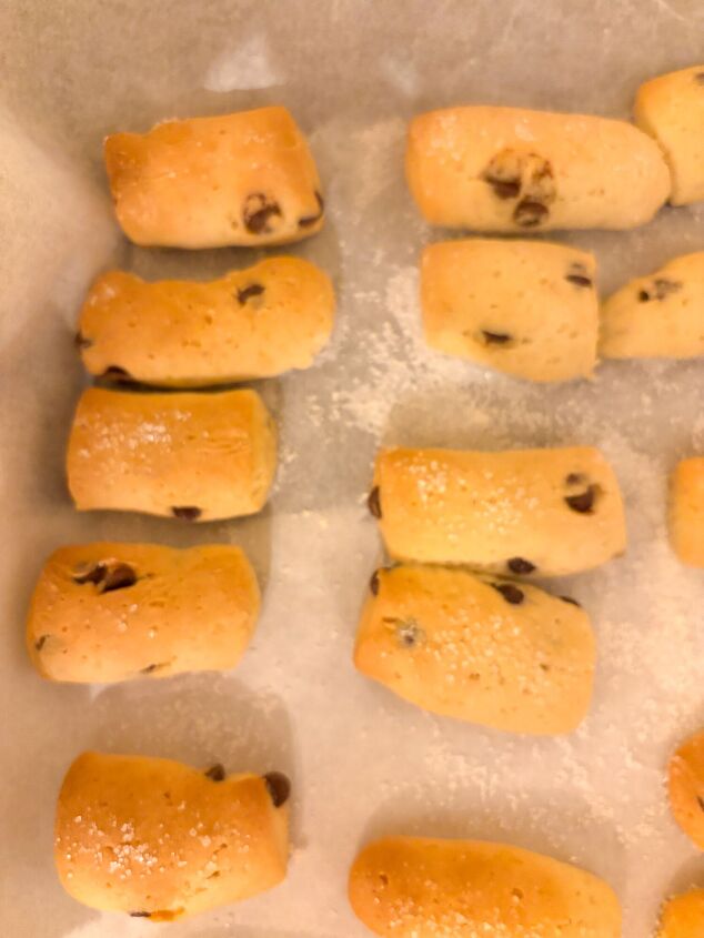 Chocolate Chip Dunking Cookies | Foodtalk