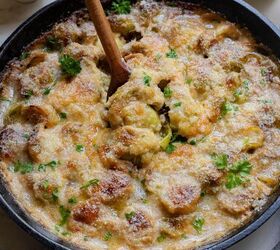 Add a rich, creamy sauce to this 6-ingredient Christmas casserole for a dish your guests will rave about