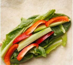 bbq pulled chicken wrap, Vegetables on wrap