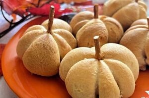 Stuff your Pillsbury crescent rolls with this for an appetizer that will completely "wow" your guests