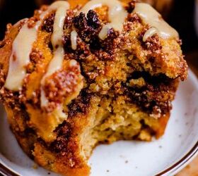 Cinnamon roll muffins with a delicious, moist, and fluffy twist