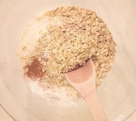 healthy cranberry orange oatmeal muffins, cranberry orange oatmeal muffins dry ingredients in bowl