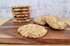 This delicious, crispy cookie has a satisfying crunch in each & every bite!