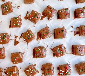 chocolate cheezit bites