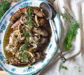 fennel braised sausages, Fennel Braised Sausages on a platter ready to serve