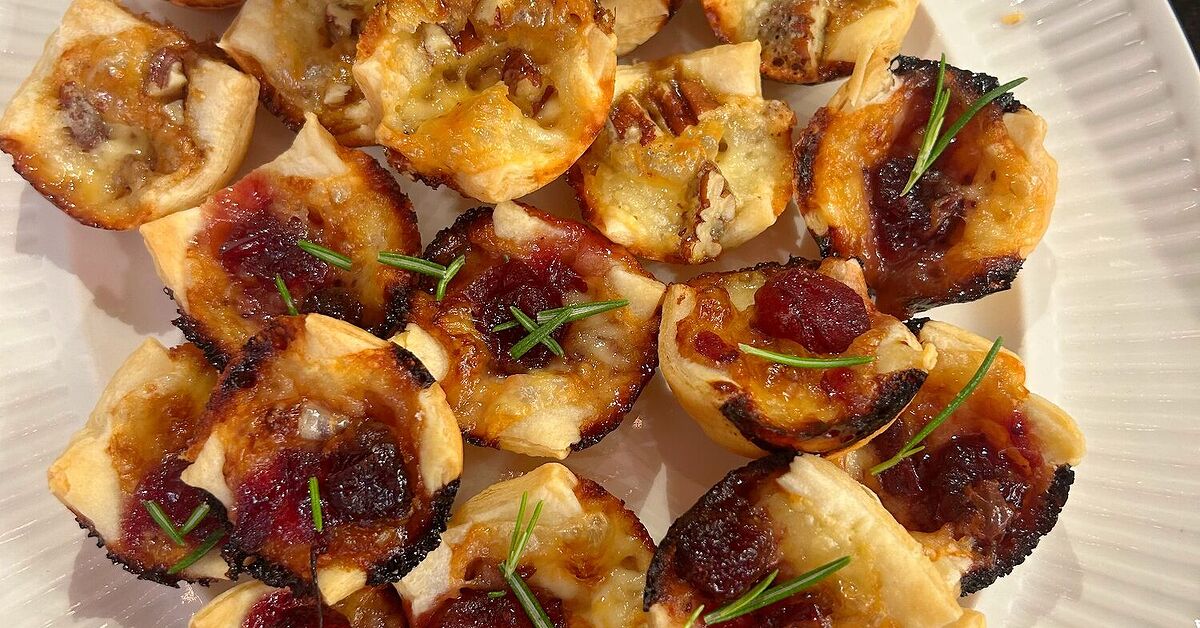 Mini Brie Bites - 2 Ways! | Foodtalk