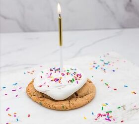 birthday cake oreo stuffed cookies with frosting, Birthday Cake Stuffed Cookie with candle