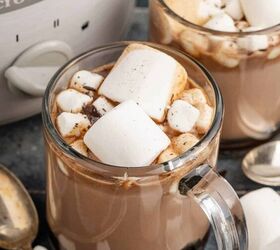 hot chocolate crock pot recipe, Hot Chocolate Crock Pot Recipe in Glasses with Marshmallows on Top