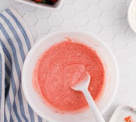 easy strawberry mousse, Easy Strawberry Mousse Recipe Mixed all Together in a Bowl