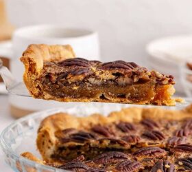 costco pecan pie copycat, Costco Pecan Pie on a Pie Server