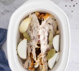 slow cooker turkey stock, Slow Cooker Turkey Stock Ingredients in a Dish
