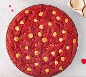 valentine s cookie cake red velvet cookie cake recipe, Baked cookie cake