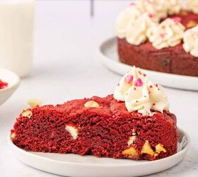 valentine s cookie cake red velvet cookie cake recipe, A piece of valentines red velvet cookie cake