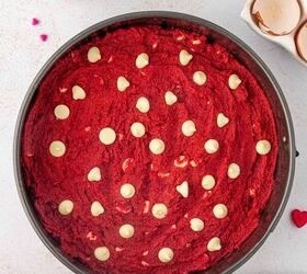 valentine s cookie cake red velvet cookie cake recipe, transfer valentines cookie cake batter to the round pan