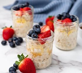 easy 3 ingredient hot cocoa dip, Gluten free overnight oats in glass jars with fruit toppings