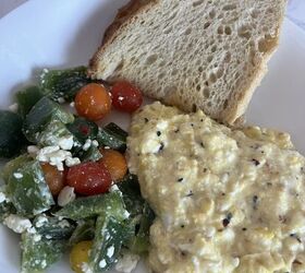 Scambled Eggs With Cottage Cheese