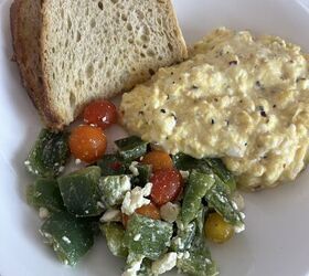 scambled eggs with cottage cheese