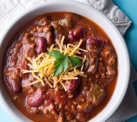 slow cooker chili recipe easy and hearty chili, Overhead image of Slow Cooker Chili in a white bowl