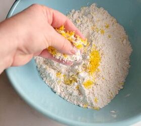 old fashioned lemon bars, Work in the zest with your fingers