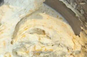 These cheesy mashed potatoes are sinfully good