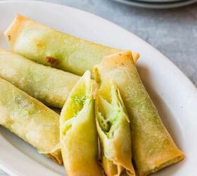 These crispy spring rolls with a creamy, cheesy filling are the perfect appetizer!