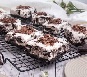 These no-bake Oreo cheesecake bars are sweet, creamy, rich, and delicious