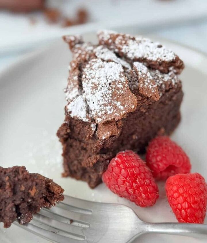 Flourless Chocolate Cake (Passover) | Foodtalk Flourless Chocolate Cake (Passover) | Foodtalk