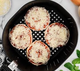 air fryer pizza bagels, ninja foodi pizza bagels