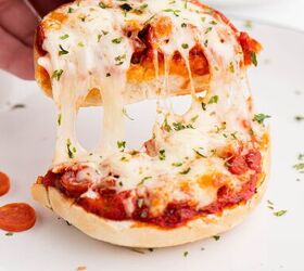 air fryer pizza bagels, ninja foodi pizza bagels