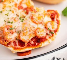 air fryer pizza bagels, ninja foodi pizza bagels