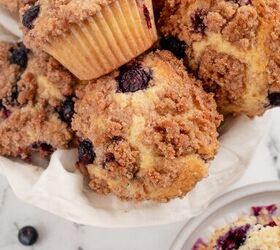 gluten free blueberry crumble muffins, gluten free blueberry crumble muffins