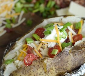 air fryer baked potato recipe, air fryer baked potatoes in foil