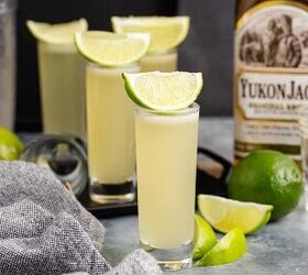 snake bite shot, Snake Bite Shot with Yukon Jack in Back