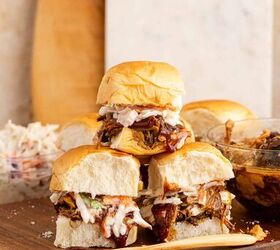 pulled pork sliders on hawaiian rolls, Pulled Pork Sliders on Hawaiian Rolls Stacked