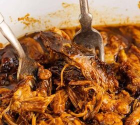 bbq pulled pork in crock pot with root beer, BBQ Pulled Pork in Crock Pot Shredded Close Up