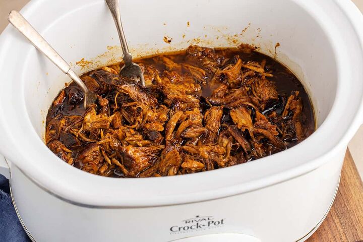 bbq pulled pork in crock pot with root beer, BBQ Pulled Pork in Crock Pot with Root Beer Shredded