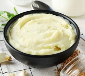 Sour Cream Mashed Potatoes | Creamy Mashed Potato Recipe